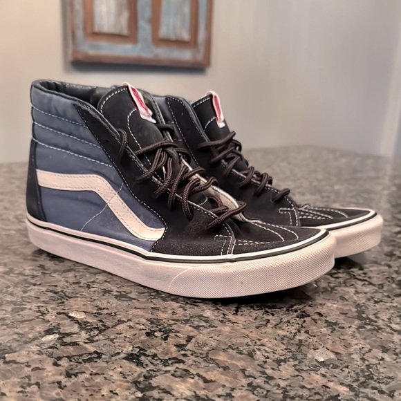 Vans unisex Black and Blue High-Top Sneakers EUC 8.5 - Picture 1 of 14